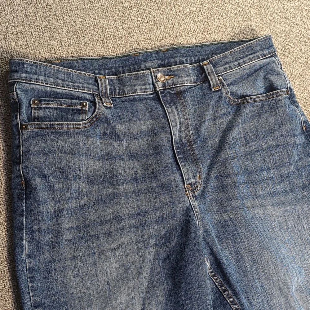 L.L. Bean BeanFlex Jeans Classic Fit Straight Leg Soft Stretch Size 38x32